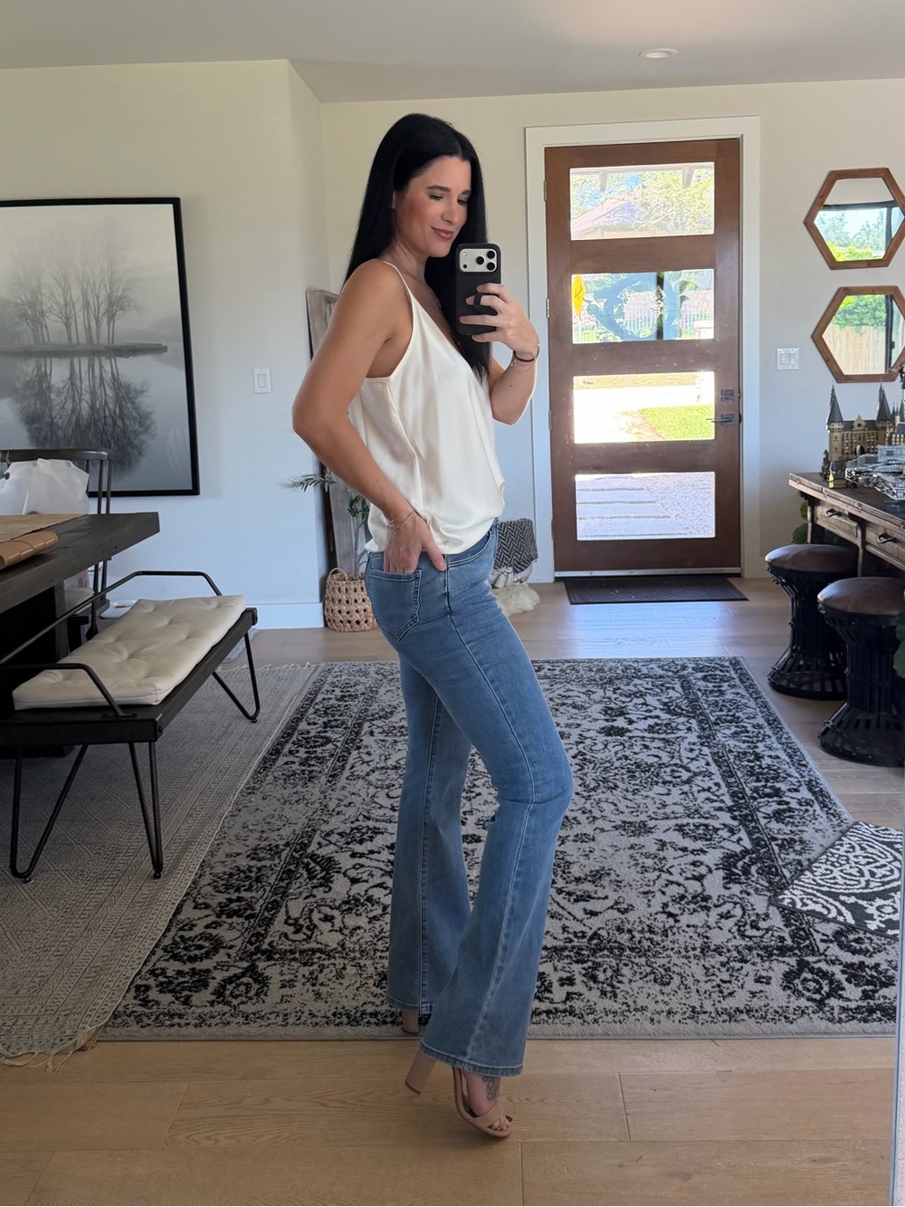 The Noli Shop ARIA Flare Jeans in Medium Blue Wash